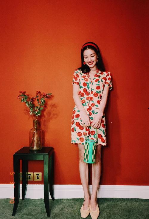 黑颜色裙子爆料视频大全,热门爆料视频大盘点 第1张 黑颜色裙子爆料视频大全,热门爆料视频大盘点 第1张